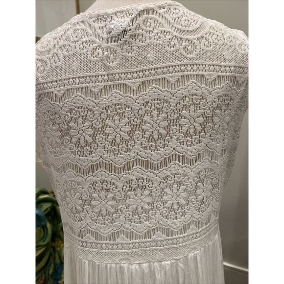 Women's Volcom Edwardian Cactus Flower Dress Sz M NEW White Floral Lace W/ Slip - Picture 7 of 9